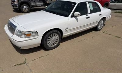 2011 Mercury Grand Marquis LS