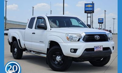 2014 Toyota Tacoma Delux Grade