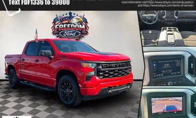 2024 Chevrolet Silverado Custom