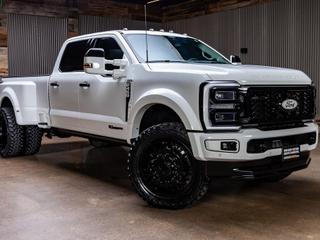 2026 Ford F-450 Platinum