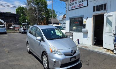 2013 Toyota Prius V West Haven