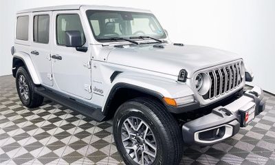 2024 Jeep Wrangler Sahara