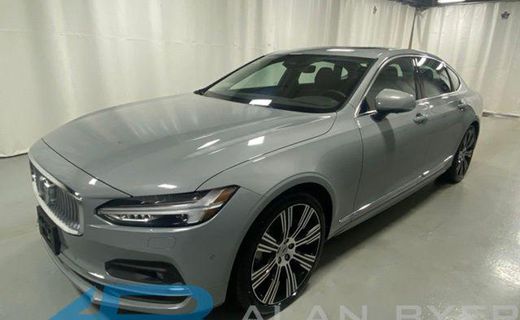 2025 Volvo S90 Plus Bright