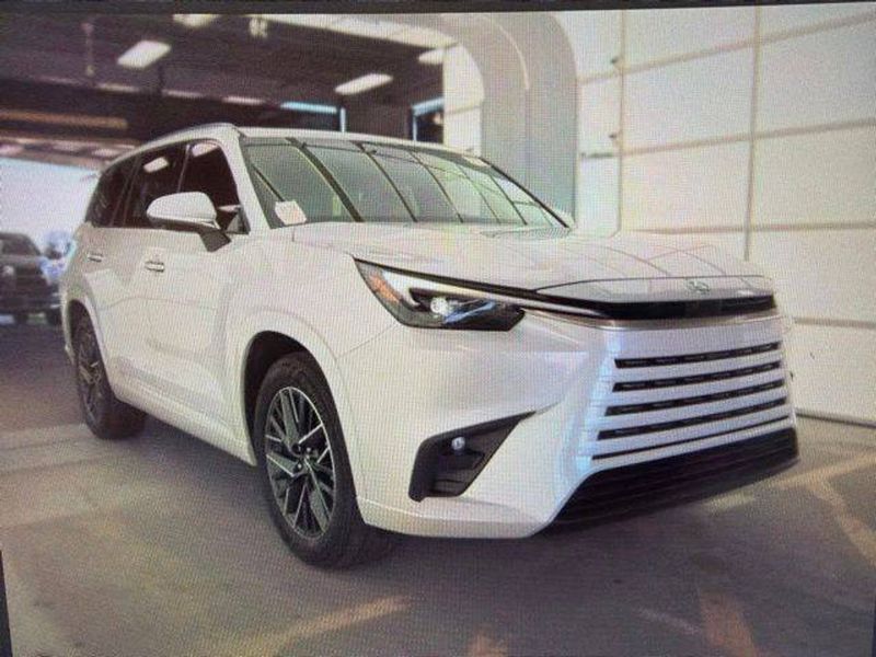 2025 Lexus TX — a typically priced live listing