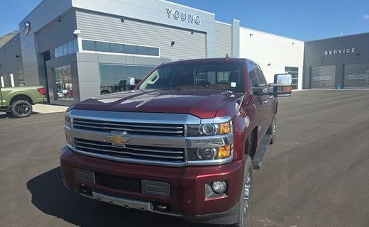 2016 Chevrolet Silverado High Country