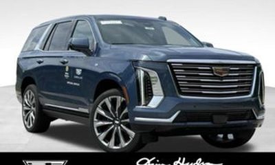 2025 Cadillac Escalade ESV V Series