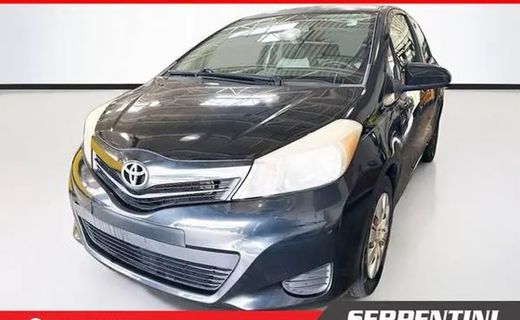2013 Toyota Yaris LE Hatchback