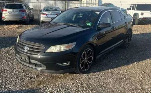 2011 Ford Taurus SHO