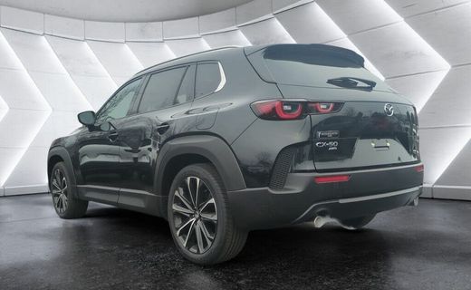 2024 Mazda CX-50 Premium Plus