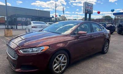 2015 Ford Fusion SE