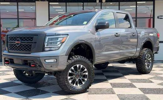2021 Nissan Titan