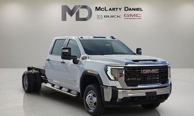 2026 GMC Sierra HD Pro