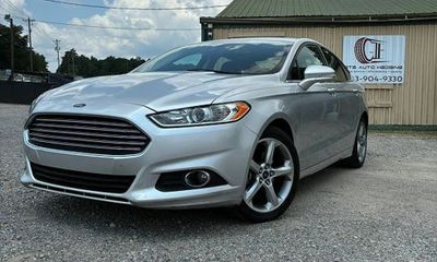2016 Ford Fusion SE