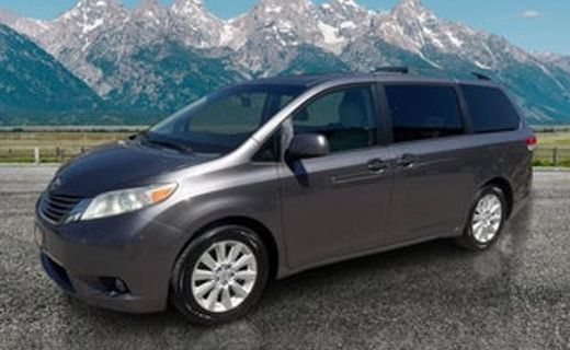 2011 Toyota Sienna XLE