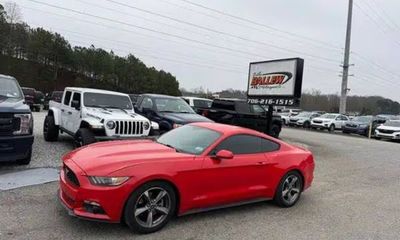 2016 Ford Mustang V6 Coupe