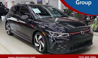 2022 Volkswagen Golf GTI SE