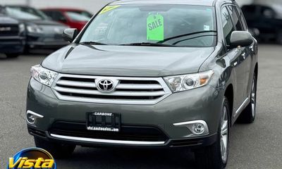 2012 Toyota Highlander Base