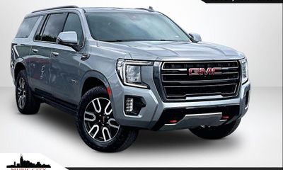 2023 GMC Yukon XL AT4