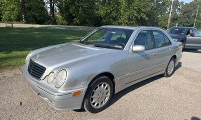 2002 Mercedes-Benz E-Class E320 4MATIC
