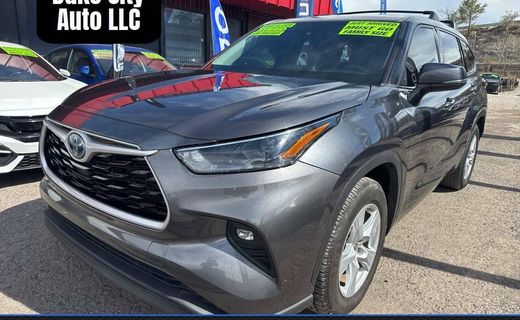2022 Toyota Highlander LE