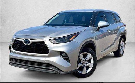 2023 Toyota Highlander LE