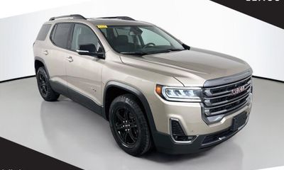 2022 GMC Acadia AT4