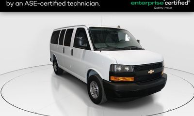 2020 Chevrolet Express LS