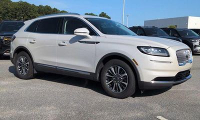 2022 Lincoln Nautilus Standard