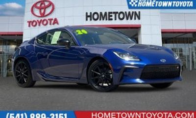 2024 Toyota GR86 Premium