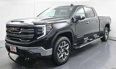 2026 GMC Sierra SLT