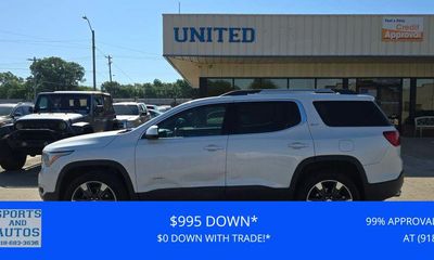 2017 GMC Acadia SLT 2