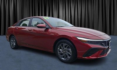 2024 Hyundai Elantra Blue