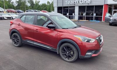 2020 Nissan Kicks SR