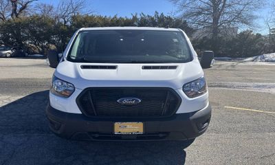2024 Ford Transit LOW Roof