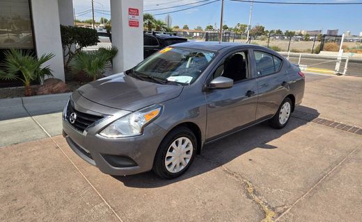2019 Nissan Versa SV