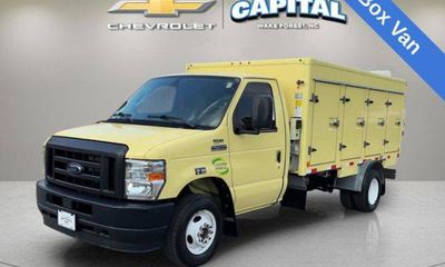 2022 Ford E-450 Super Duty