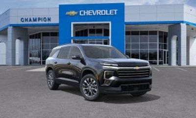 2027 Chevrolet Traverse RS
