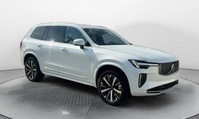 2026 Volvo XC90 Plus Bright