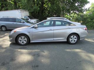 2012 Hyundai Sonata Middle Level