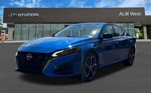 2025 Nissan Altima SR