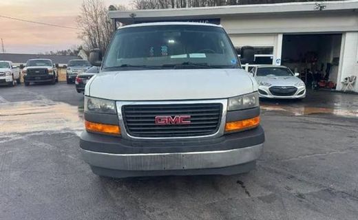 2019 GMC Savana 2500