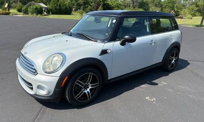 2011 Mini Clubman Base