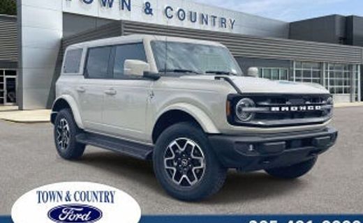 2026 Ford Bronco Outer Banks