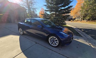 2022 Tesla Model 3 Long Range
