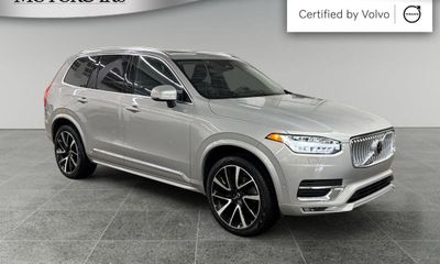 2023 Volvo XC90 Plus Bright