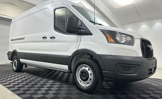 2025 Ford Transit Medium Roof