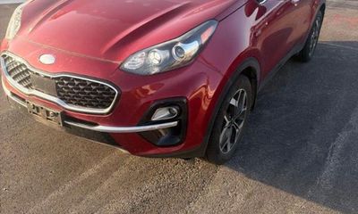 2022 Kia Sportage EX Technology PKG