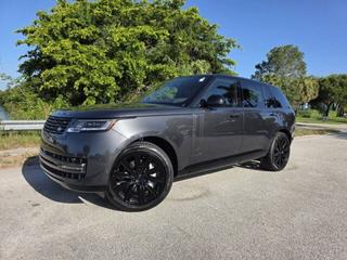 2026 Land Rover Range SE