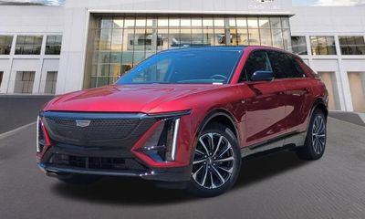 2026 Cadillac Lyriq Sport