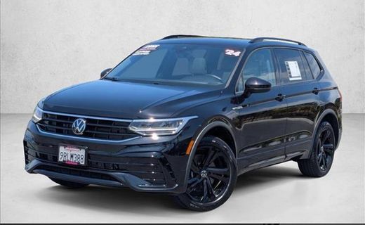 2024 Volkswagen Tiguan SE Black